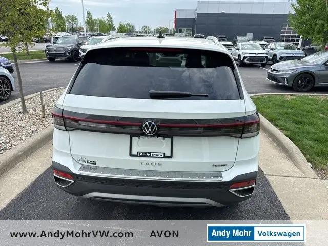 2026 Volkswagen Taos SEL