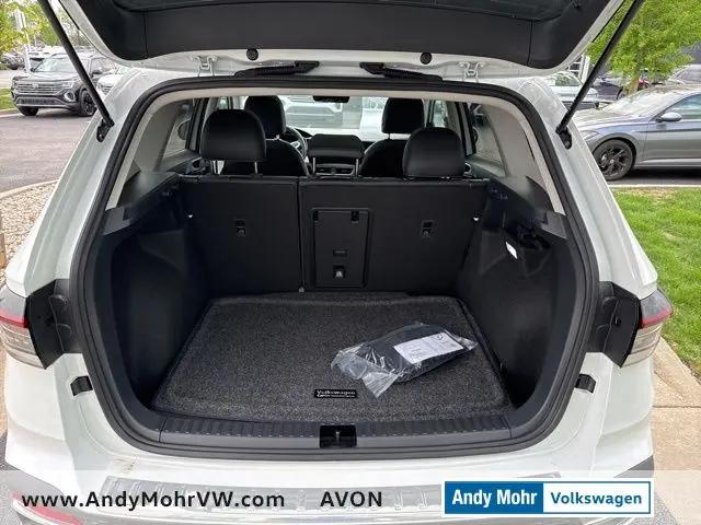 2026 Volkswagen Taos SEL
