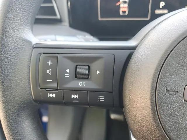 2025 Nissan Kicks S FWD