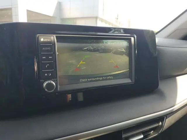 2025 Nissan Kicks S FWD