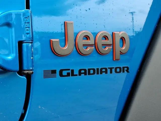 2023 Jeep Gladiator Sport