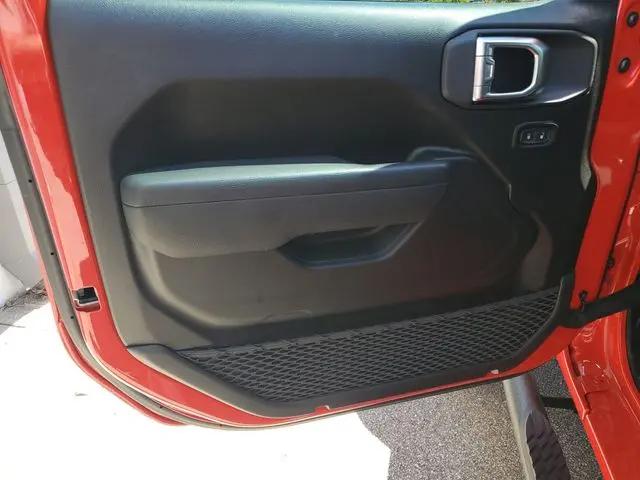 2025 Jeep Wrangler 2-Door Sport 4x4