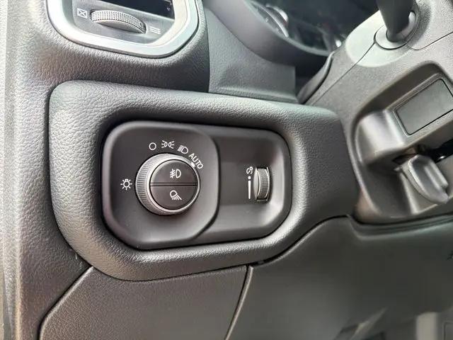 2026 Ram 2500 Big Horn Crew Cab 4x4 64 Box