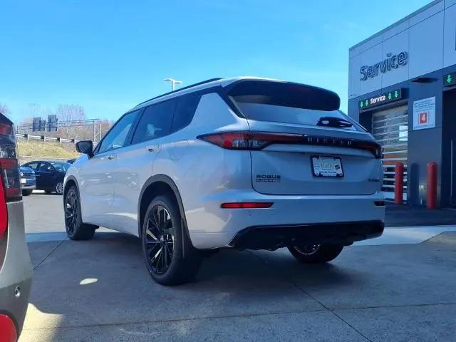 2026 Nissan Rogue Plug-In Hybrid Platinum