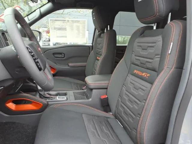 2026 Nissan Frontier Crew Cab PRO-4X 4x4