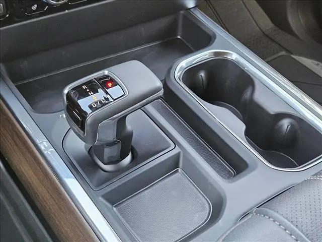 2026 Chevrolet Silverado 1500 4WD Crew Cab Short Bed High Country