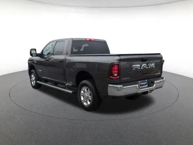 2025 Ram 3500 Big Horn Crew Cab 4x4 6'4" Box
