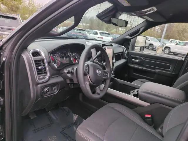 2025 Ram 3500 Big Horn Crew Cab 4x4 6'4" Box