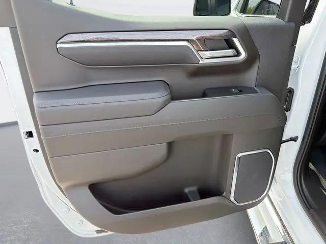 2026 Chevrolet Silverado 1500 4WD Crew Cab Short Bed LTZ