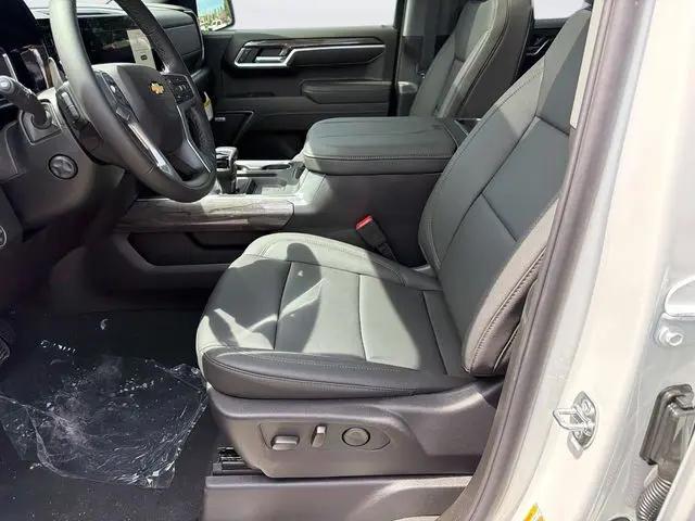 2026 Chevrolet Silverado 1500 4WD Crew Cab Short Bed LTZ