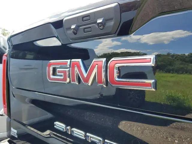 2026 GMC Sierra 1500 Crew Cab, Short Bed, SLT, 4WD