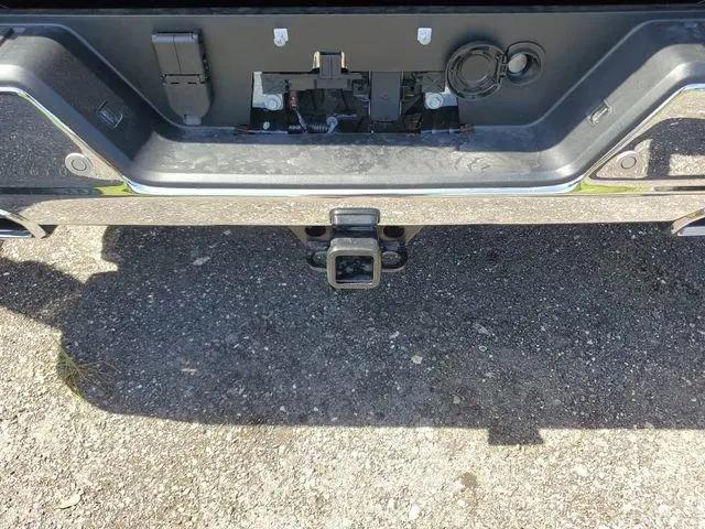 2026 GMC Sierra 1500 Crew Cab, Short Bed, SLT, 4WD