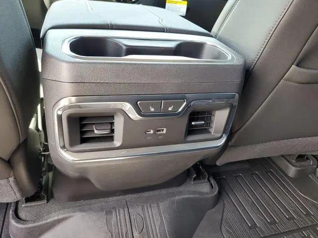 2026 GMC Sierra 1500 Crew Cab, Short Bed, SLT, 4WD