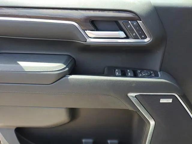 2026 GMC Sierra 1500 Crew Cab, Short Bed, SLT, 4WD