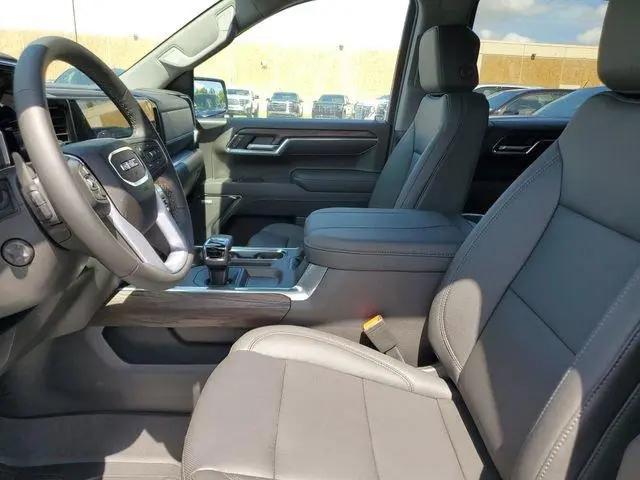 2026 GMC Sierra 1500 Crew Cab, Short Bed, SLT, 4WD