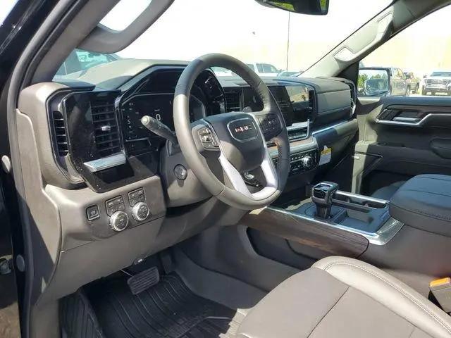 2026 GMC Sierra 1500 Crew Cab, Short Bed, SLT, 4WD