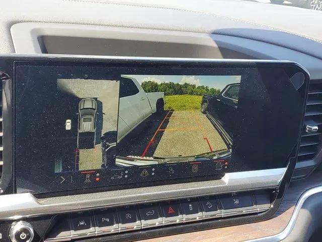 2026 GMC Sierra 1500 Crew Cab, Short Bed, SLT, 4WD