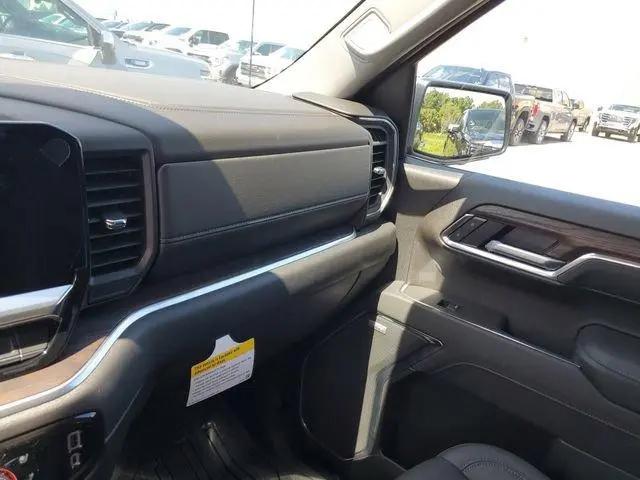 2026 GMC Sierra 1500 Crew Cab, Short Bed, SLT, 4WD