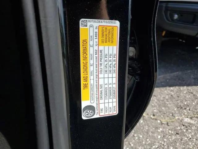 2026 GMC Sierra 1500 Crew Cab, Short Bed, SLT, 4WD