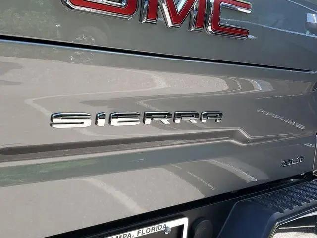 2026 GMC Sierra 1500 Crew Cab, Short Bed, SLT, 4WD
