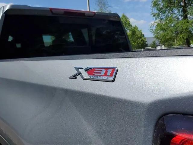 2026 GMC Sierra 1500 Crew Cab, Short Bed, SLT, 4WD
