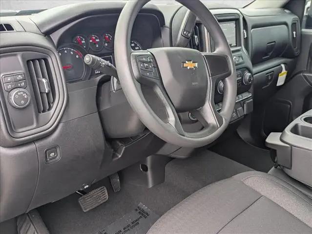 2026 Chevrolet Silverado 2500HD Crew Cab, Standard Bed, Custom, RWD
