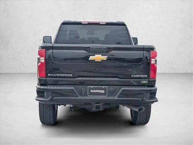 2026 Chevrolet Silverado 2500HD Crew Cab, Standard Bed, Custom, RWD