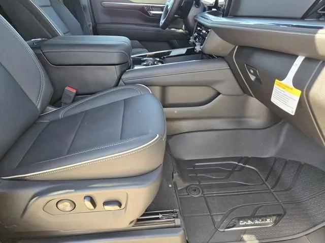 2026 Chevrolet Tahoe 4WD Premier