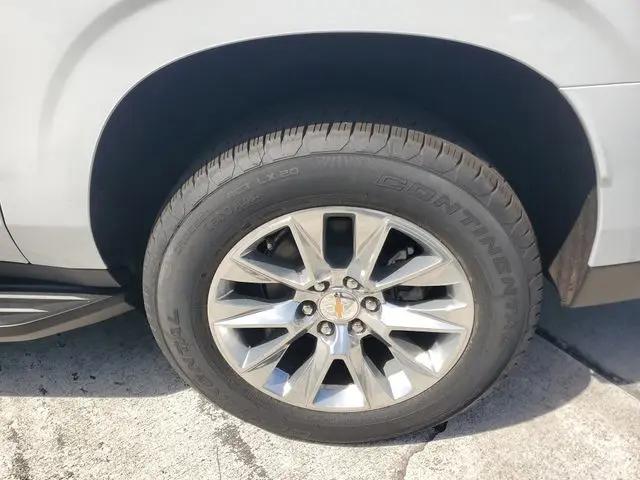 2026 Chevrolet Suburban Premier, RWD