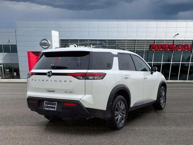 2024 Nissan Pathfinder SV 4WD