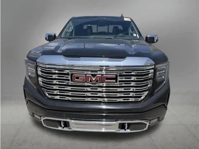 2023 GMC Sierra 1500 4WD Crew Cab Short Box Denali