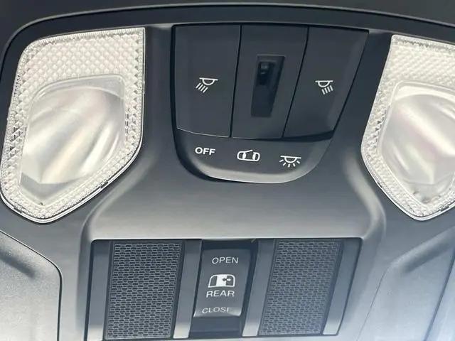 2021 Ram 1500 Big Horn Quad Cab 4x4 6'4" Box