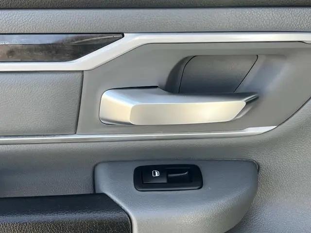 2021 Ram 1500 Big Horn Quad Cab 4x4 6'4" Box