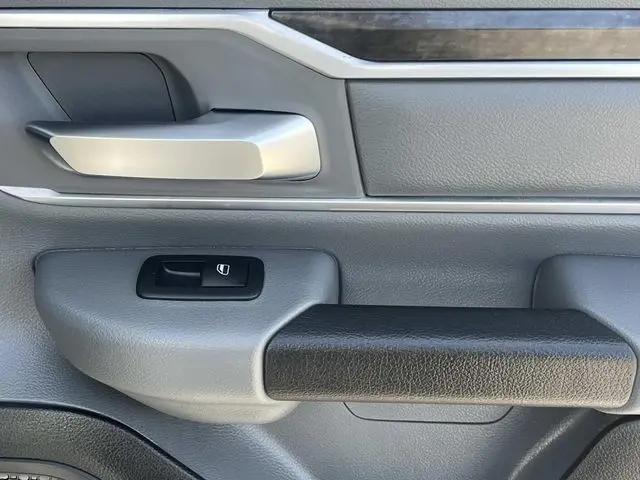 2021 Ram 1500 Big Horn Quad Cab 4x4 6'4" Box