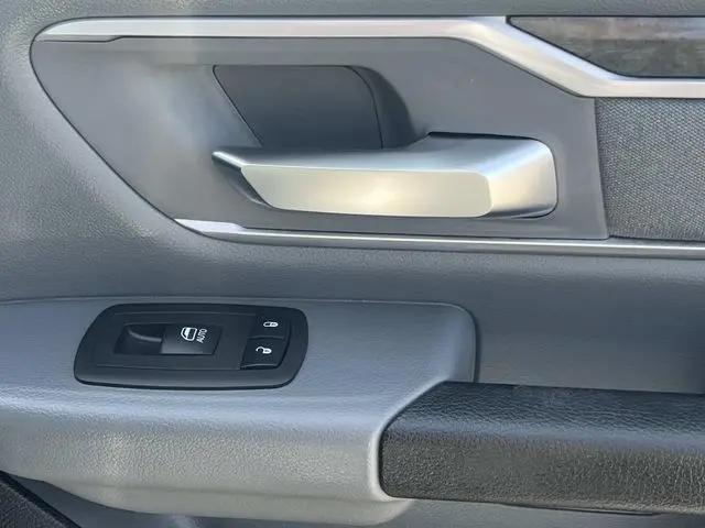 2021 Ram 1500 Big Horn Quad Cab 4x4 6'4" Box