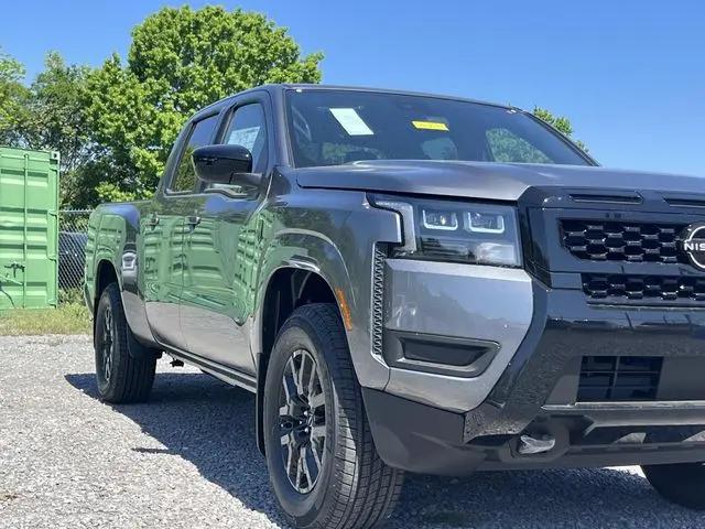 2026 Nissan Frontier Crew Cab Long Bed SV 4x4