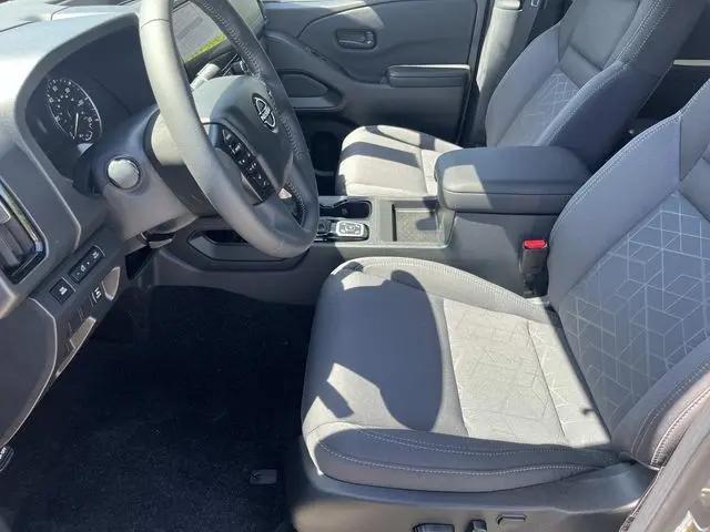 2026 Nissan Frontier Crew Cab Long Bed SV 4x4