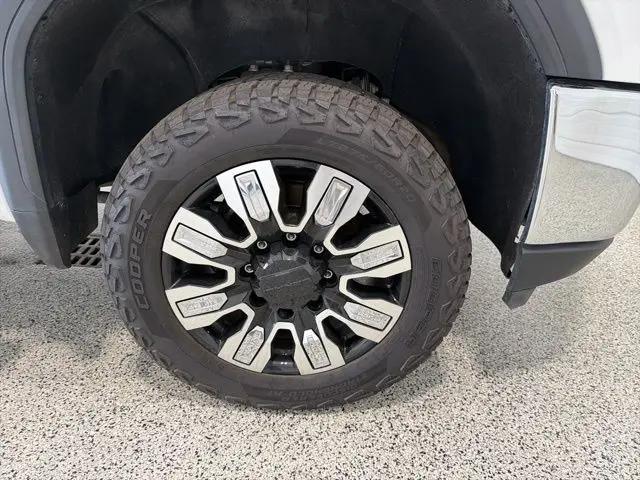 2023 GMC Sierra 2500HD 4WD Crew Cab Long Bed SLE