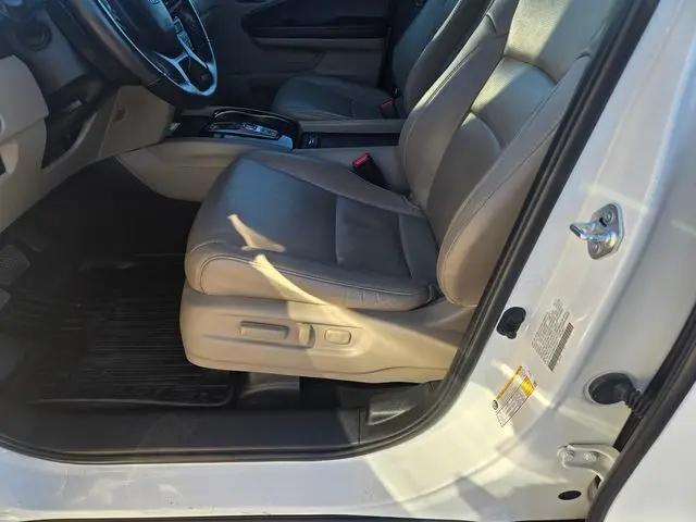 2022 Honda Pilot AWD Elite