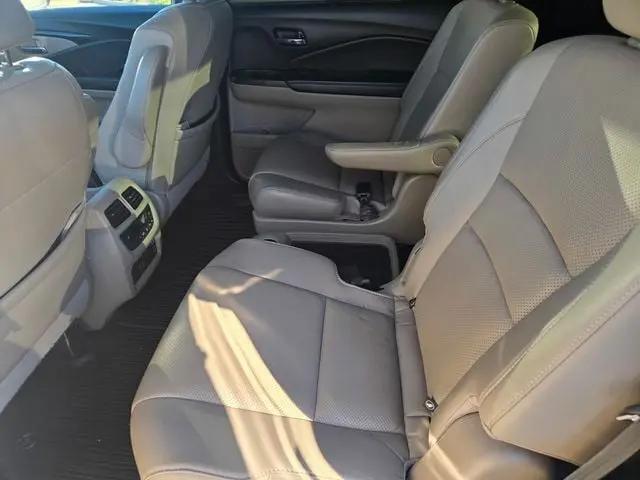2022 Honda Pilot AWD Elite