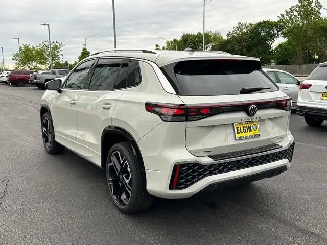 2026 Volkswagen Tiguan SEL R-Line Turbo