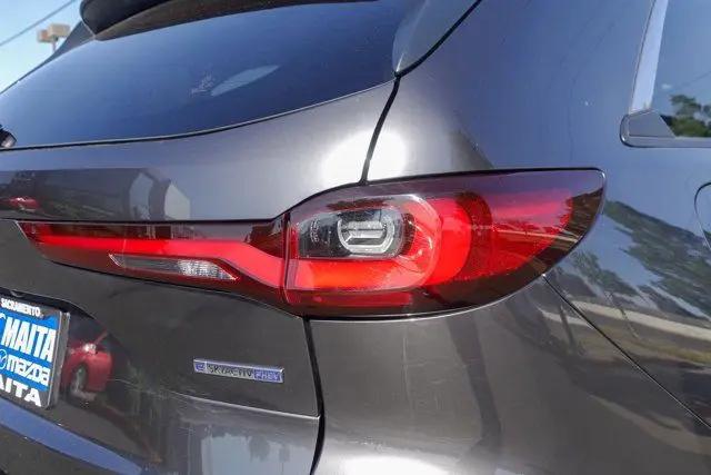 2024 Mazda X-90 Premium Plus