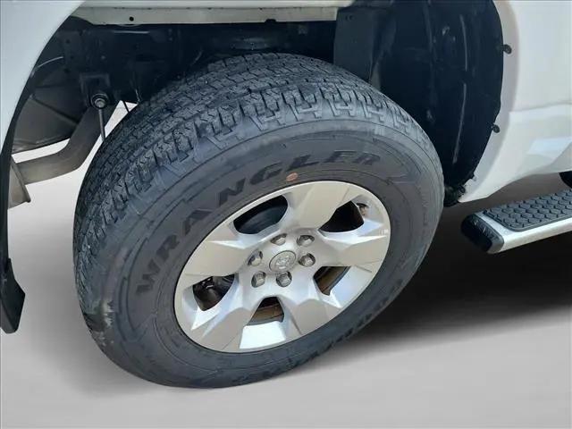 2023 Ram 1500 Big Horn Crew Cab 4x2 5'7" Box