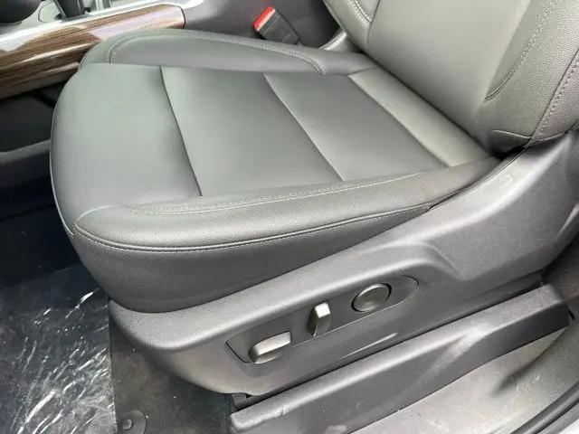 2026 Chevrolet Silverado 1500 4WD Crew Cab Standard Bed LT Trail Boss