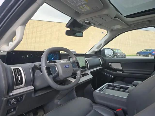 2025 Ford Expedition Active MAX