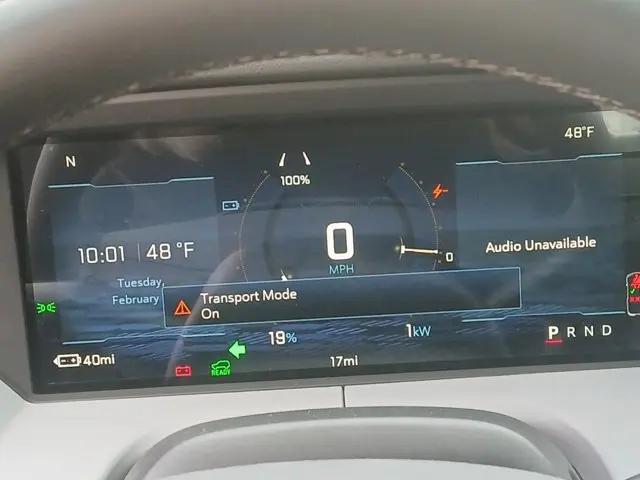 2027 Chevrolet Bolt LT FWD
