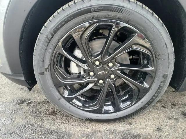 2027 Chevrolet Bolt RS FWD