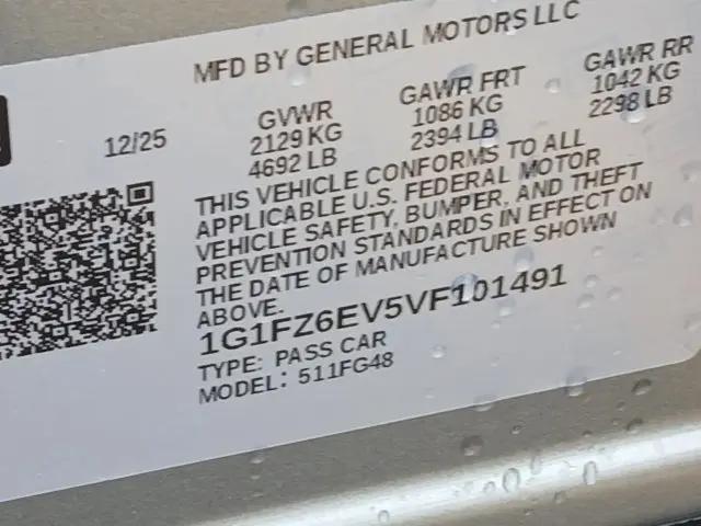 2027 Chevrolet Bolt RS FWD