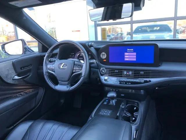 2023 Lexus LS 500h LS 500h