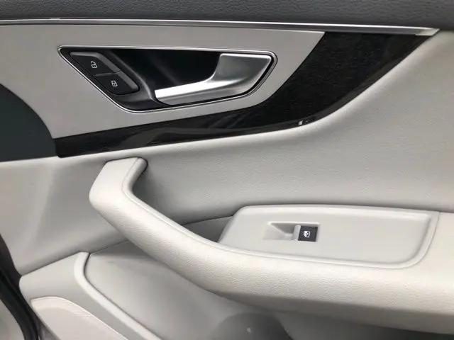 2019 Audi Q7 45 Premium